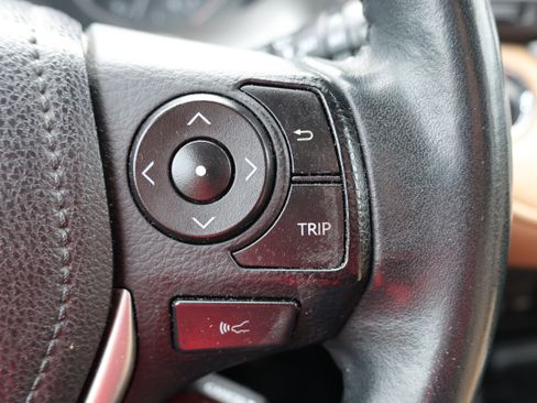 Used 2016 Toyota RAV4 Limited AWD/4WD image 25