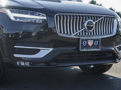 Used 2023 Volvo XC90 B6 Plus image 15