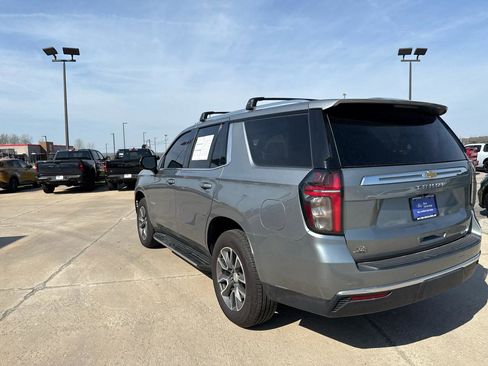Used 2023 Chevrolet Tahoe LT w/ Luxury Package image 11