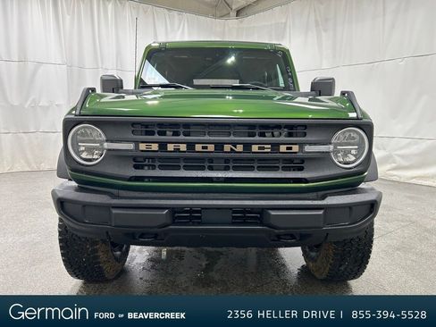 New 2025 Ford Bronco 4-Door image 3