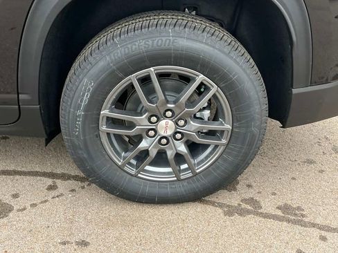 New 2026 GMC Acadia Elevation image 16