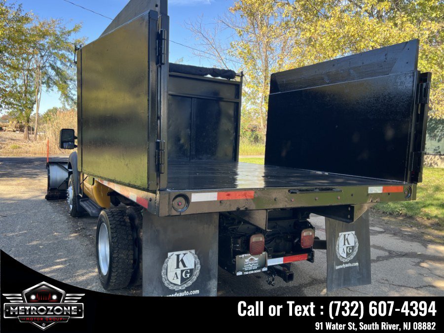 Used 2011 Ford F550 4x4 Regular Cab Super Duty w/ Payload Upgrade Pkg image 21