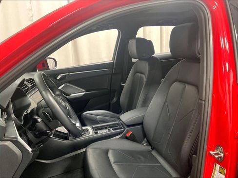 Used 2025 Audi Q3 2.0T Premium image 10