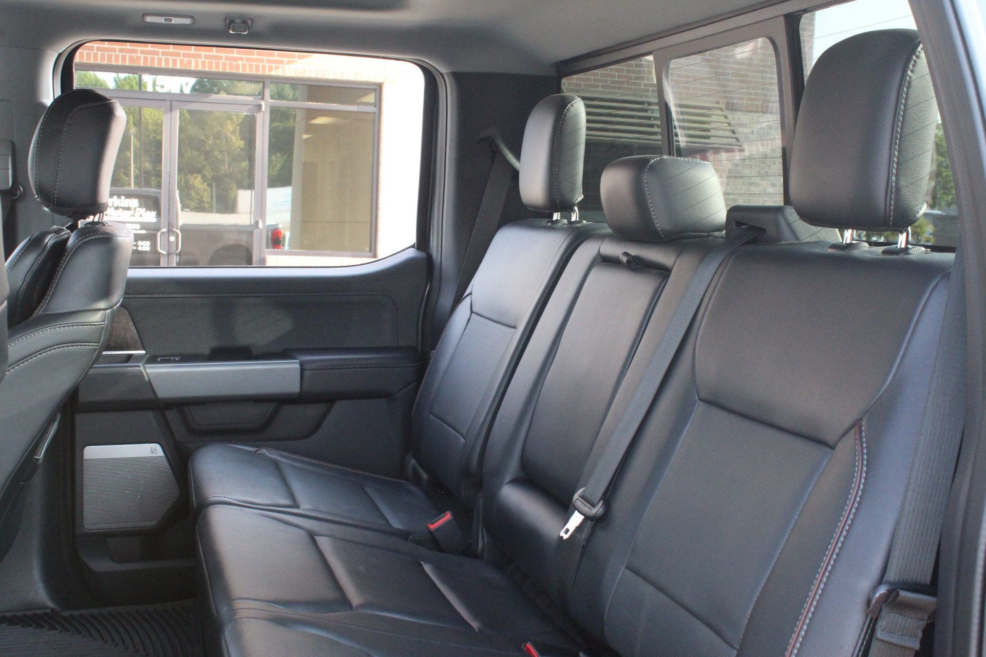 Used 2023 Ford F250 Lariat w/ Lariat Ultimate Package AWD/4WD image 33