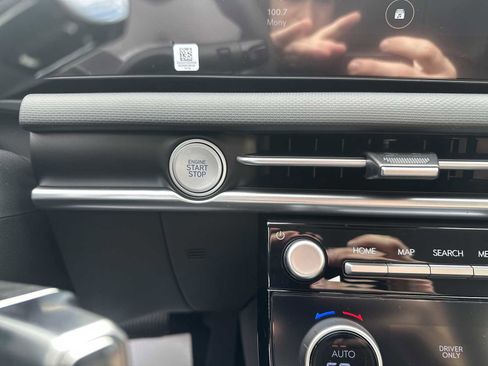 New 2026 Hyundai Tucson Blue SE image 16