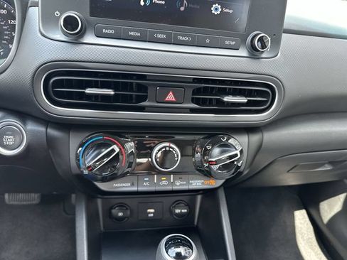 Used 2023 Hyundai Kona SEL AWD/4WD image 19