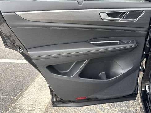 New 2026 Volkswagen Atlas Cross Sport SE FWD image 23