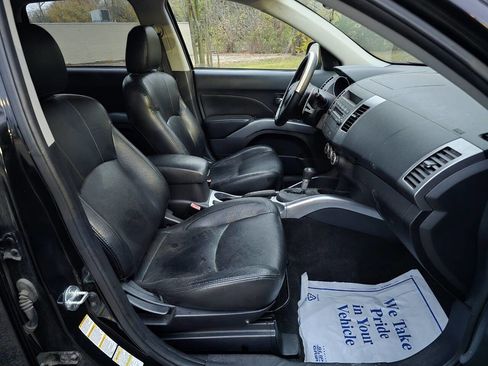 Used 2008 Mitsubishi Outlander XLS image 15