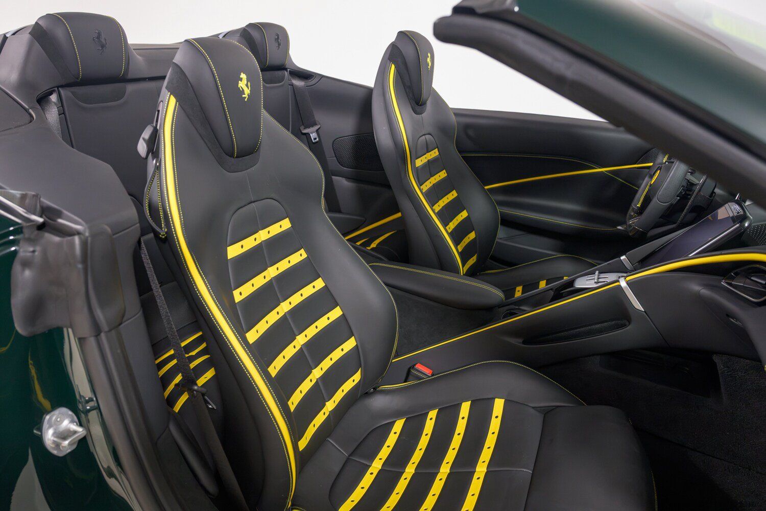 Used 2025 Ferrari Roma Spider RWD image 35