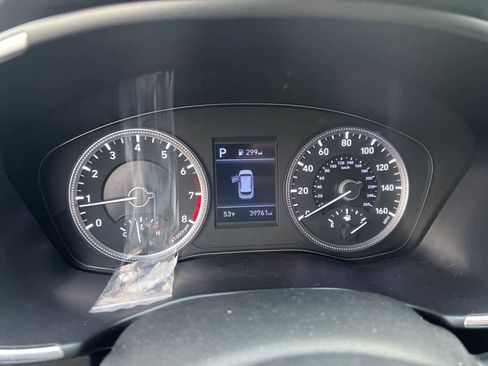 Used 2020 Hyundai Santa Fe SE image 19