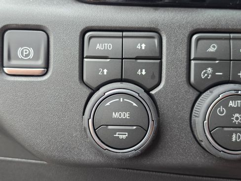 New 2026 Chevrolet Silverado 1500 ZR2 AWD/4WD image 30