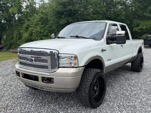Used 2006 Ford F350 Lariat AWD/4WD image 3