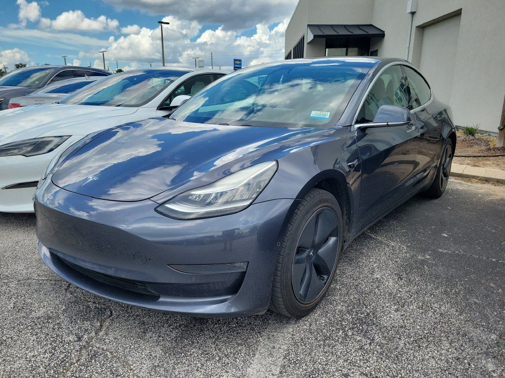 Used 2019 Tesla Model 3 Standard Range Plus RWD image 1