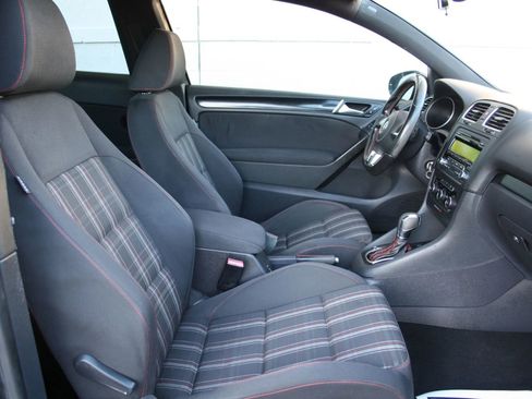 Used 2012 Volkswagen GTI 2.0T 2-Door image 9