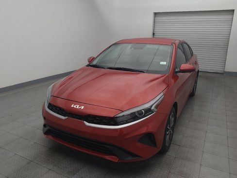 Used 2023 Kia Forte LXS image 15