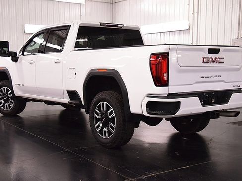 Used 2021 GMC Sierra 2500 AT4 image 5