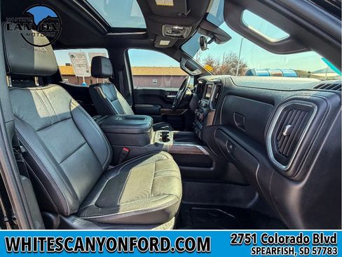 Used 2021 Chevrolet Silverado 1500 High Country w/ Technology Package AWD/4WD image 15