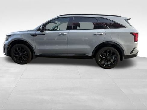 Used 2023 Kia Sorento SX image 8