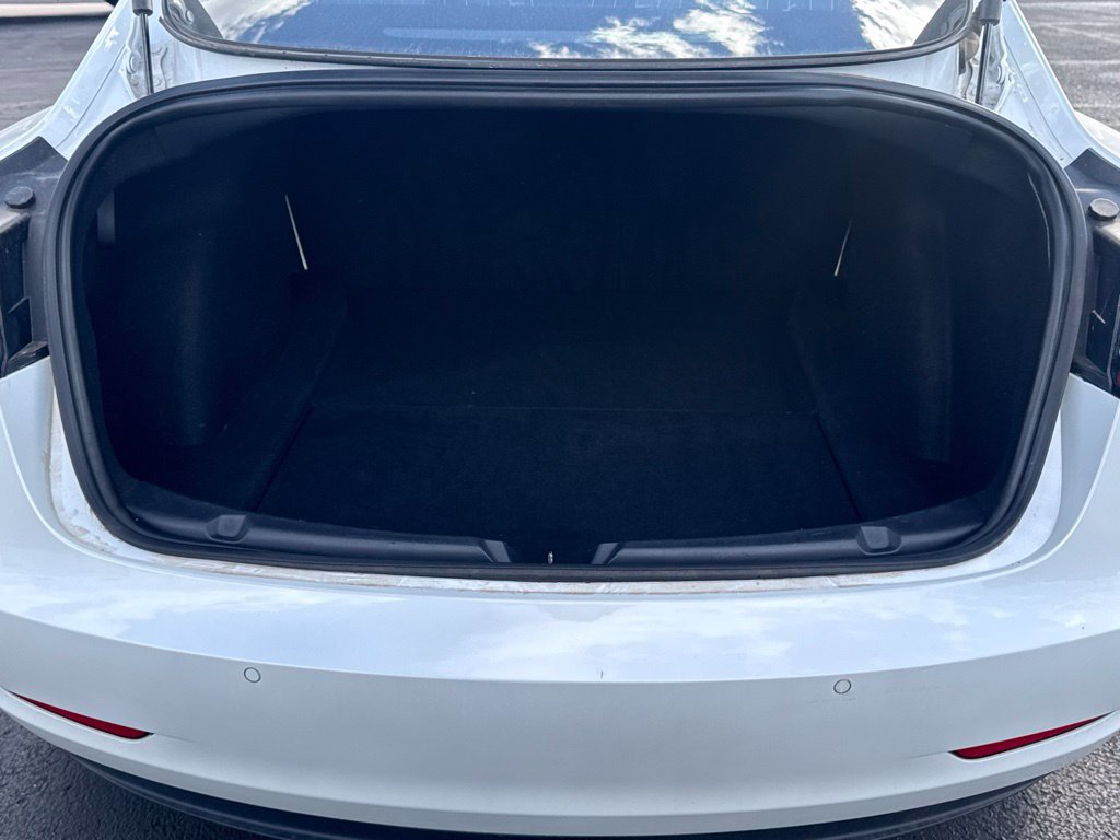 Used 2020 Tesla Model 3 Standard Range Plus RWD image 24