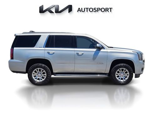 Used 2017 GMC Yukon SLT w/ Open Road Package RWD image 5
