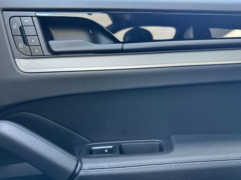 New 2026 Porsche Cayenne E-Hybrid AWD/4WD image 19