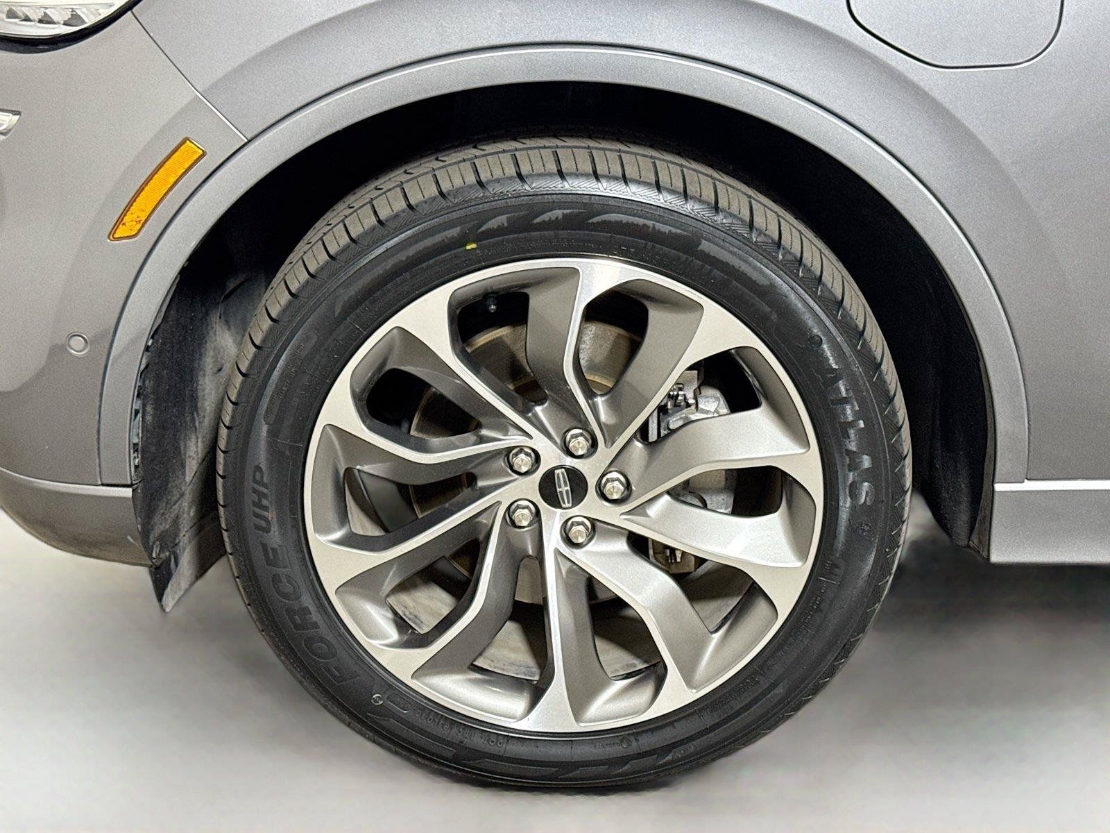 Used 2022 Lincoln Aviator Grand Touring w/ Equipment Group 301A AWD/4WD image 33