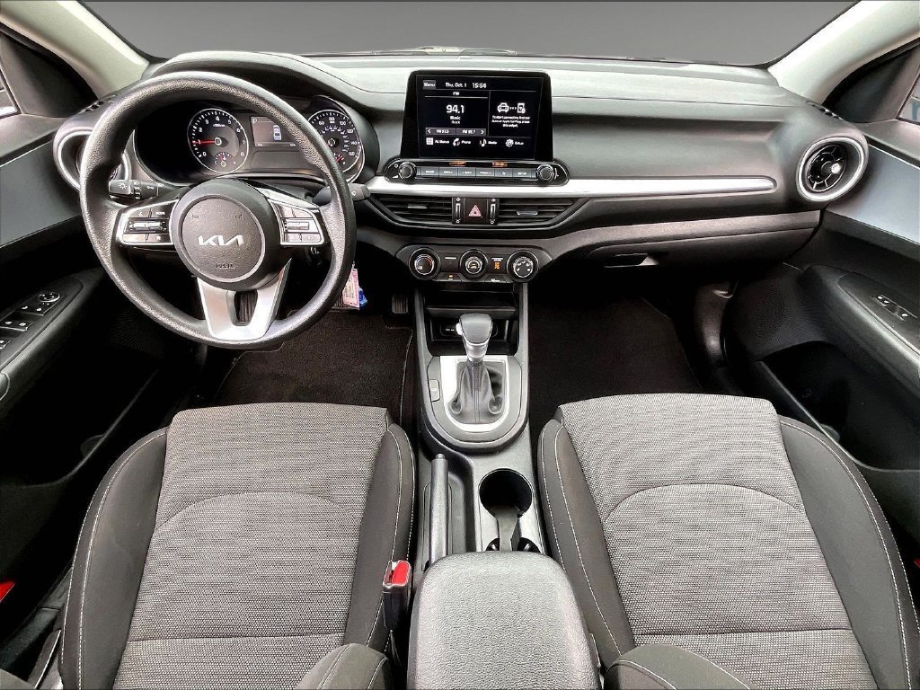 Certified 2023 Kia Forte LXS w/ LXS Technology Package FWD image 20