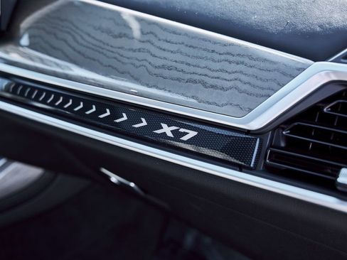 Used 2024 BMW ALPINA XB7 AWD/4WD image 43