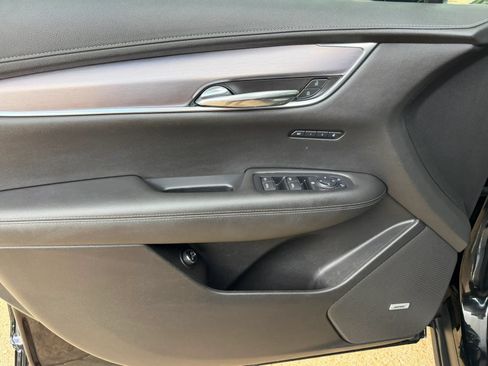 Used 2021 Cadillac XT6 Luxury AWD/4WD image 14