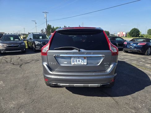 Used 2016 Volvo XC60 T6 w/ Proximity Package AWD/4WD image 8