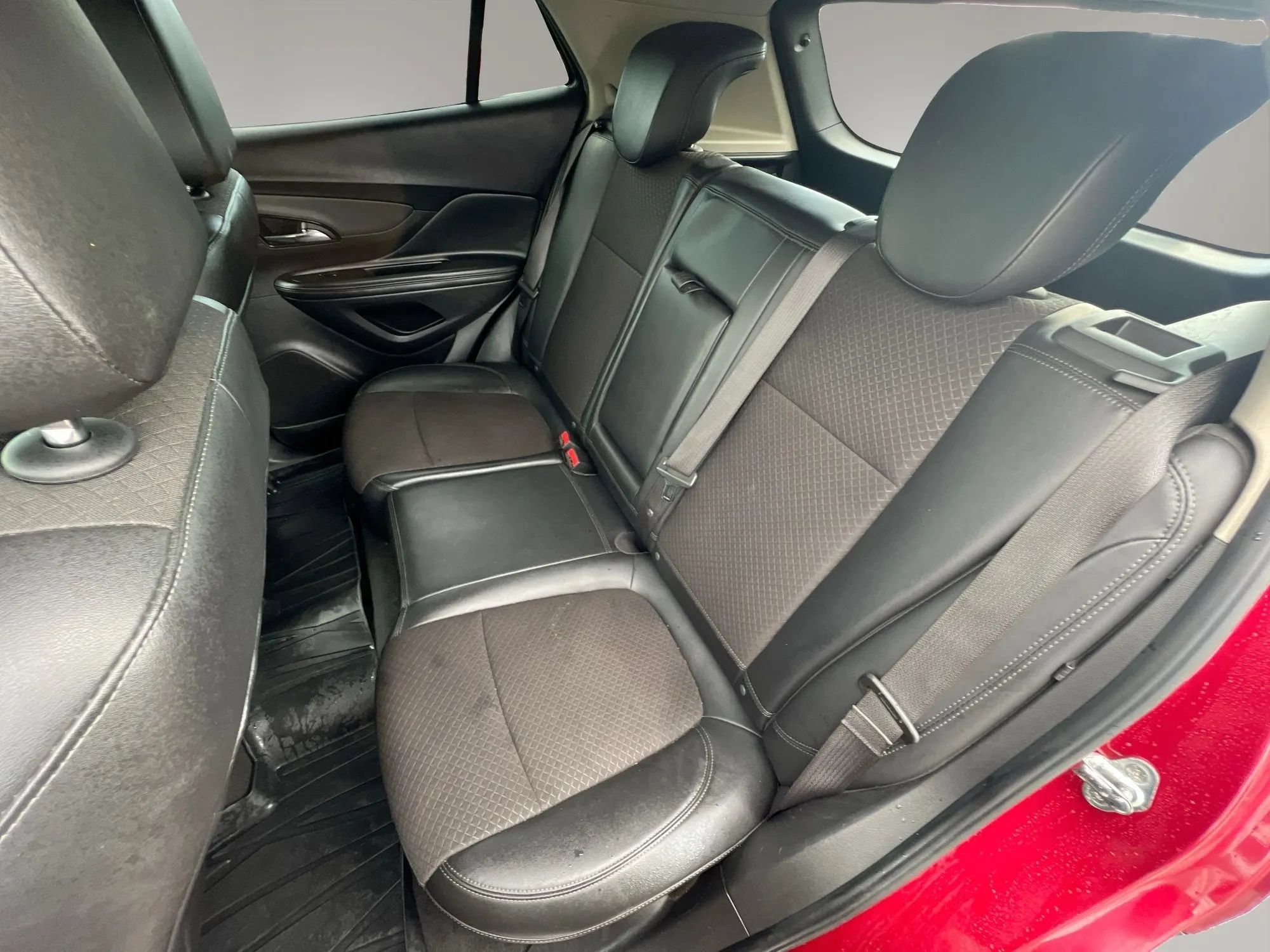 Used 2019 Buick Encore Preferred AWD/4WD image 5