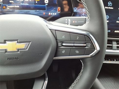 New 2026 Chevrolet Equinox EV LT image 14