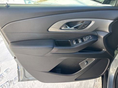Certified 2023 Chevrolet Traverse LT image 17