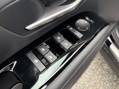 New 2025 Hyundai Tucson Limited image 13