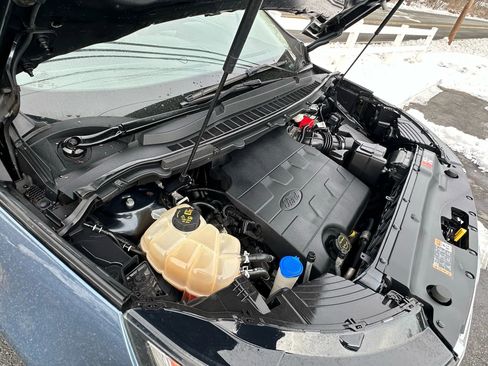 Used 2018 Ford Edge Titanium w/ Equipment Group 301A image 40