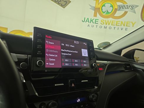 Used 2021 Toyota Camry XSE image 20