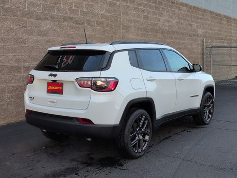 New 2026 Jeep Compass Latitude image 6