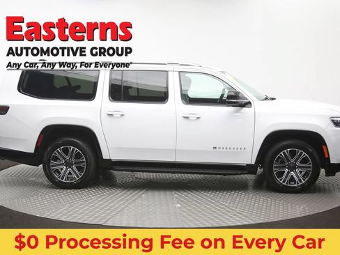 Used 2024 Jeep Wagoneer L Series II RWD image 49