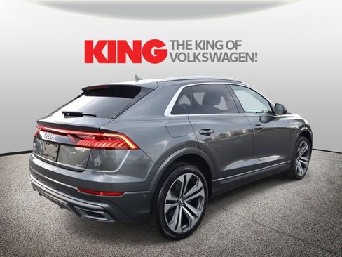 Used 2020 Audi Q8 Prestige w/ Prestige Package AWD/4WD image 3