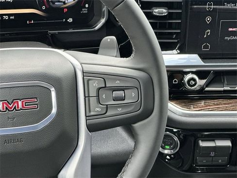 New 2026 GMC Sierra 1500 Elevation w/ LPO, Elevation Black Package image 10