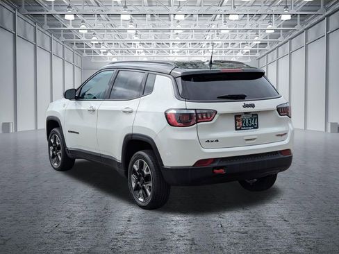 Used 2018 Jeep Compass Trailhawk w/ Navigation Group AWD/4WD image 3
