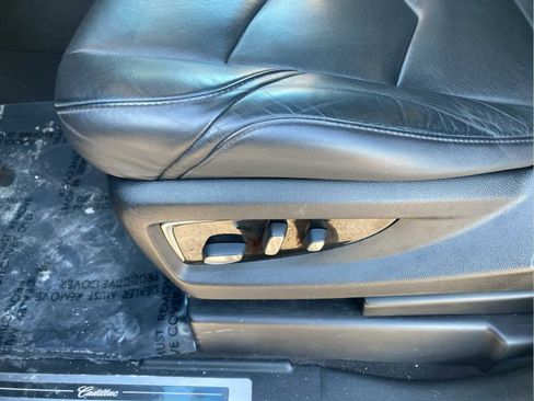 Used 2019 Cadillac Escalade Luxury w/ LPO, Radiant Package image 12