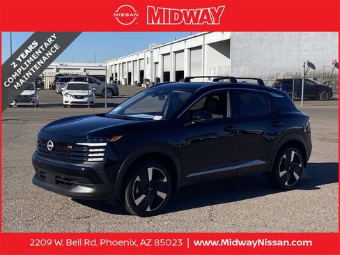 New 2026 Nissan Kicks SR w/ Cold Weather Package image 1