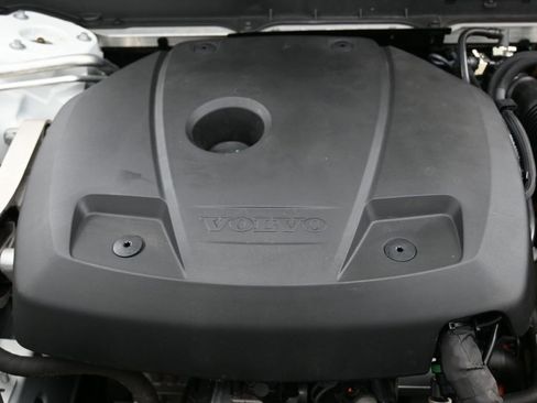 Used 2023 Volvo XC90 T8 Plus w/ Protection Package Premier image 41