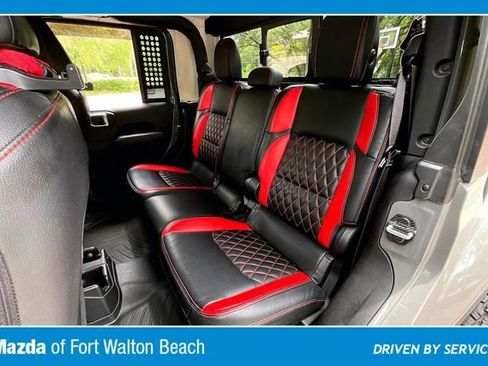 Used 2020 Jeep Gladiator Overland w/ LED Lighting Group AWD/4WD image 19