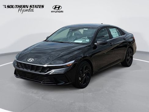 New 2026 Hyundai Elantra SEL Sport Premium FWD image 1