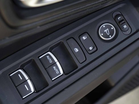 Used 2023 Honda Accord LX image 35