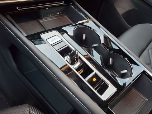 New 2026 Volkswagen Atlas Cross Sport SE image 10