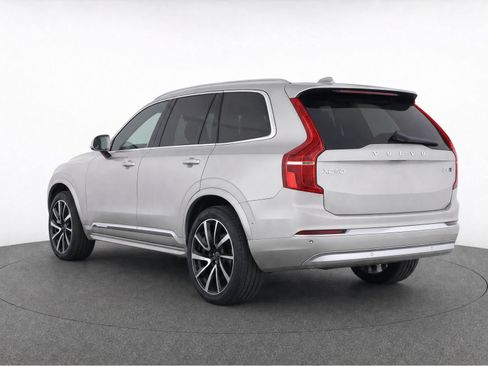 Used 2023 Volvo XC90 B6 Plus AWD/4WD image 3