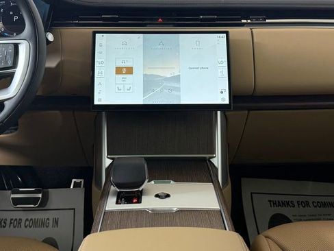 New 2026 Land Rover Range Rover SE image 22